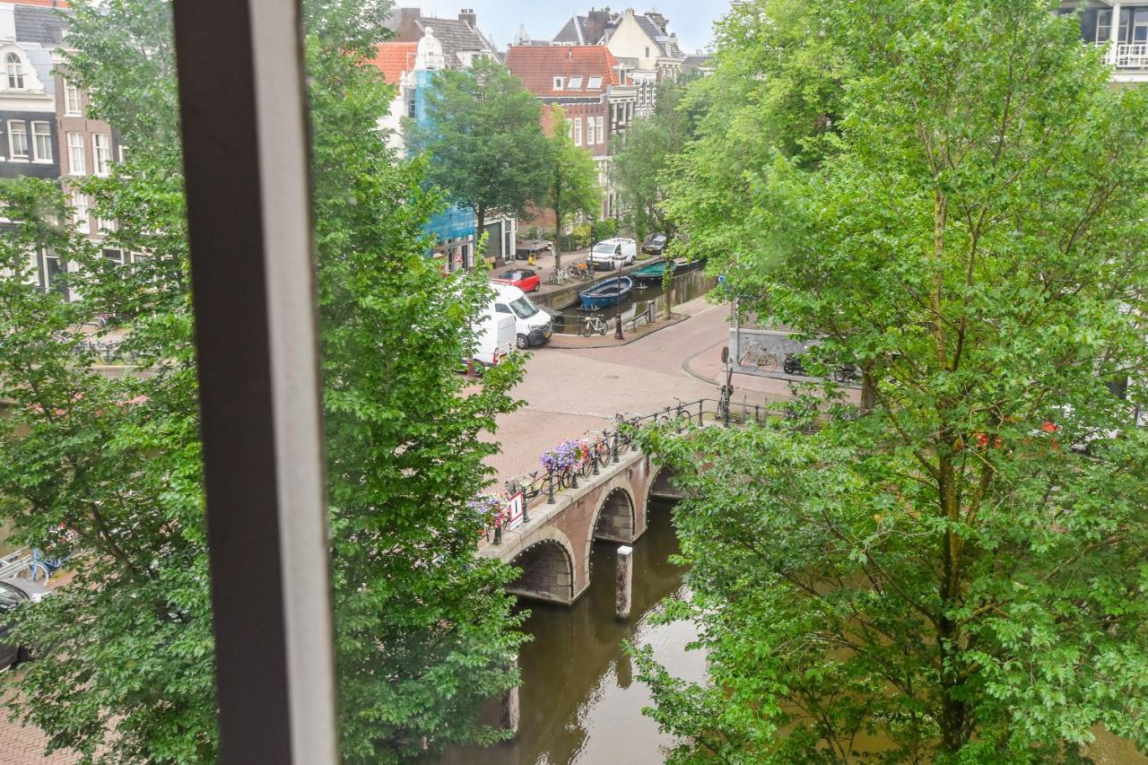 Herengracht Private Room With Canal View Амстердам Екстериор снимка