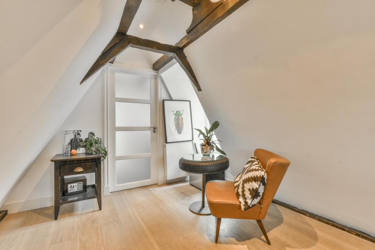 Herengracht Private Room With Canal View Амстердам Екстериор снимка