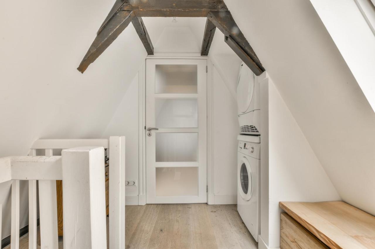 Herengracht Private Room With Canal View Амстердам Екстериор снимка